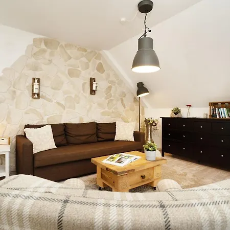 Waldstrasse 16 Wolkenlos *