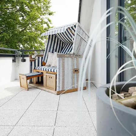 Waldstrasse 16 Wolkenlos