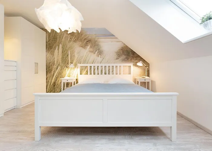 Waldstrasse 16 Wolkenlos